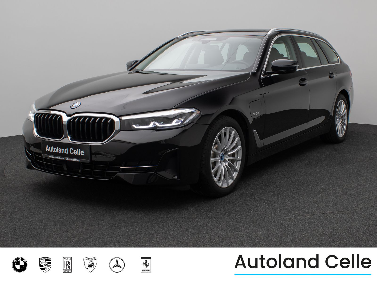 Fahrzeugabbildung BMW 530e Panorama Leder DAB H/K WLAN Stop&Go Alarm