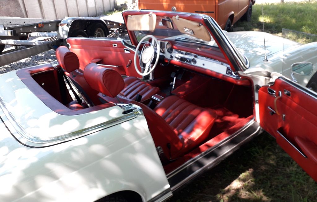 Mercedes-Benz SL 280