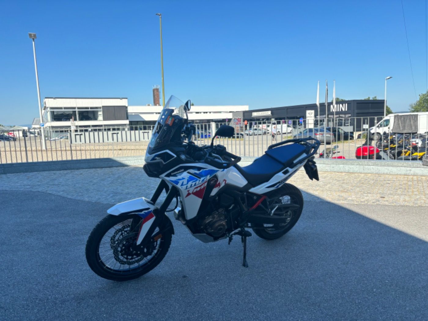 Fahrzeugabbildung Honda CRF 1100 A 3 S 2025
