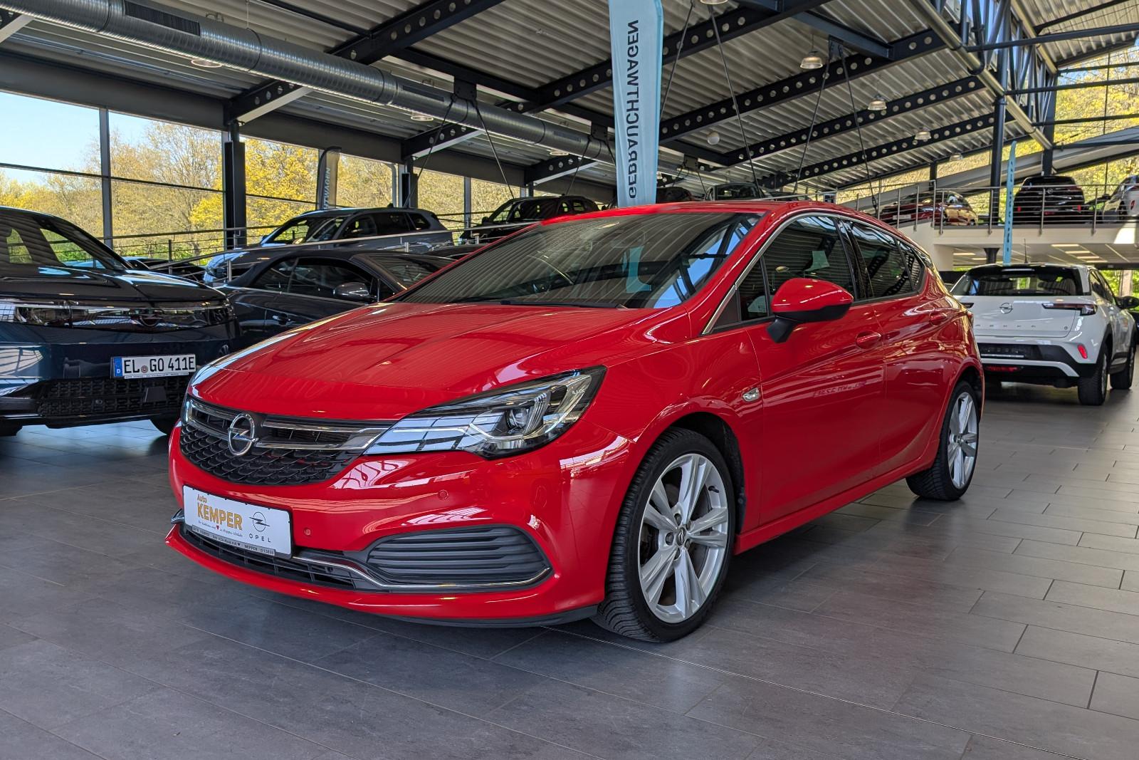 Opel Astra 1.6 Turbo Innovation Autom. *OPC-Line*