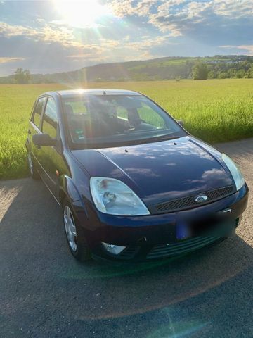 Ford Fiesta 1,4 / 5 Türen / 80 Ps