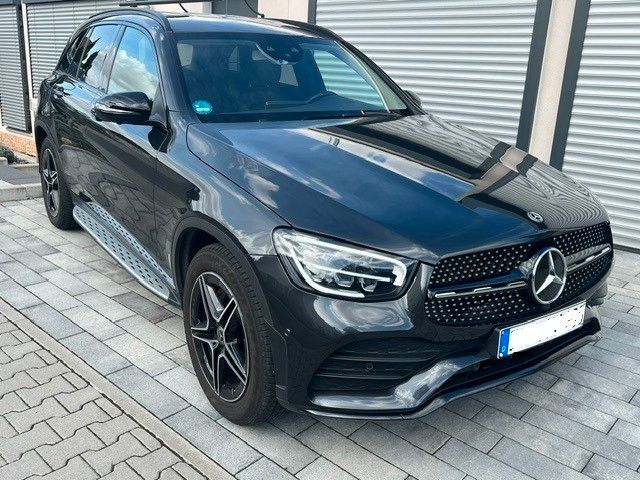 Image of Mercedes-Benz GLC 220
