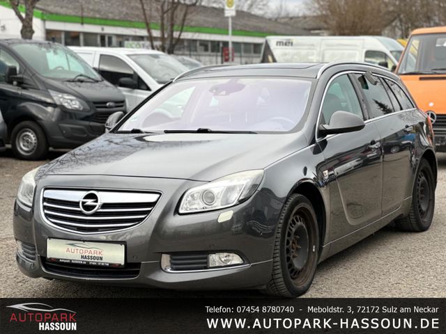 Opel Insignia A Sports Tourer Cosmo 4x4 TÜV 02/25 Xen