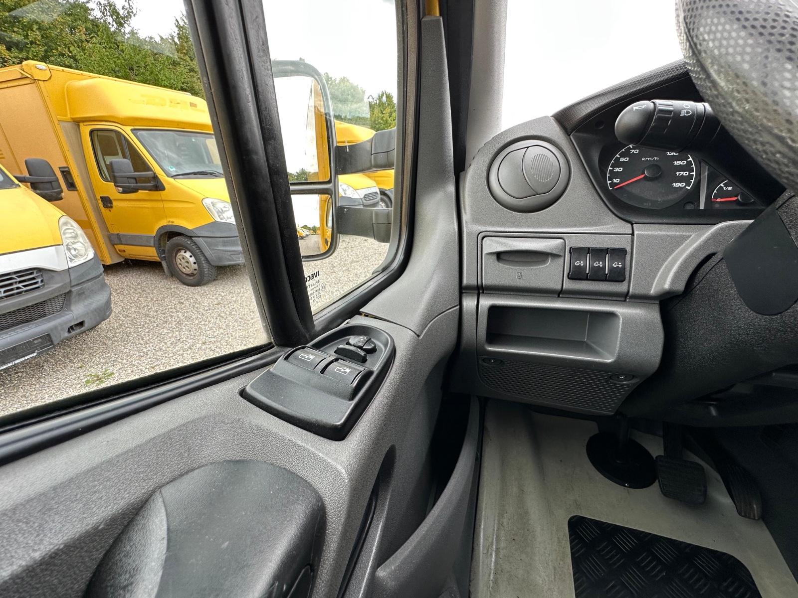 Iveco Daily Koffer/Euro 5/mit Notsitz/Kamera/