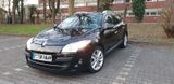Renault Megane Grandtour Luxe 2.0 16V 140 CVT Luxe - Renault Megane mit Benzin-Antrieb: Kombi, 2.0