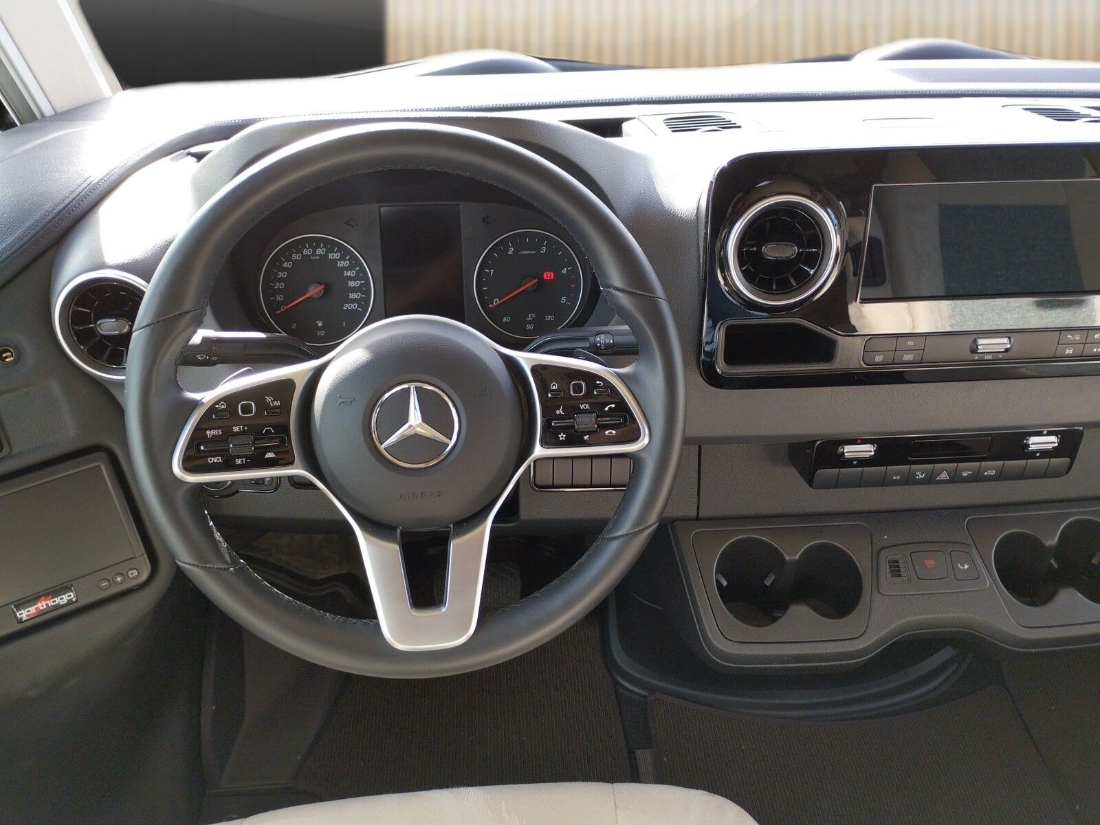 Fahrzeugabbildung Carthago C1-tourer I 143 LE