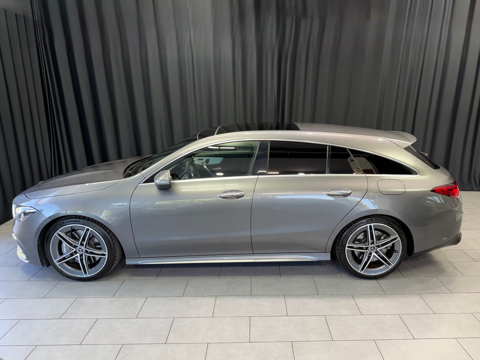Fahrzeugabbildung Mercedes-Benz CLA 45 AMG Shooting Brake 4Matic|VOLL|