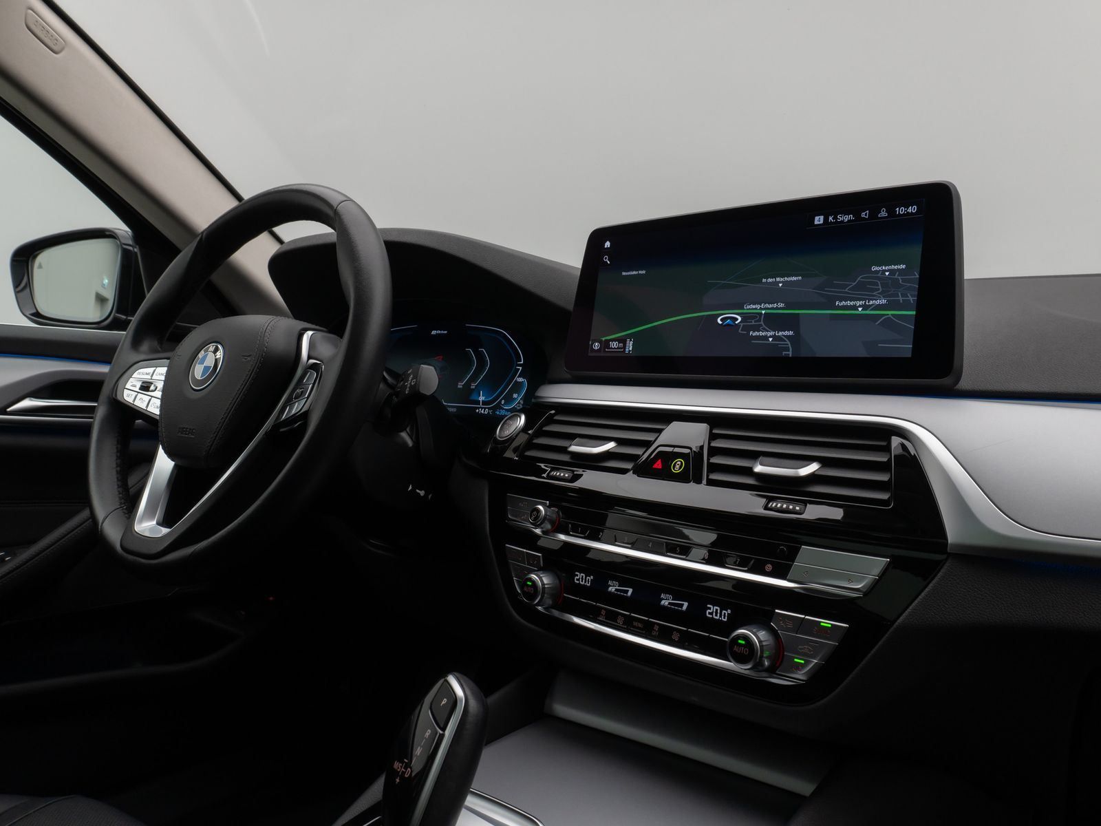 Fahrzeugabbildung BMW 530e Panorama Leder DAB H/K WLAN Stop&Go Alarm