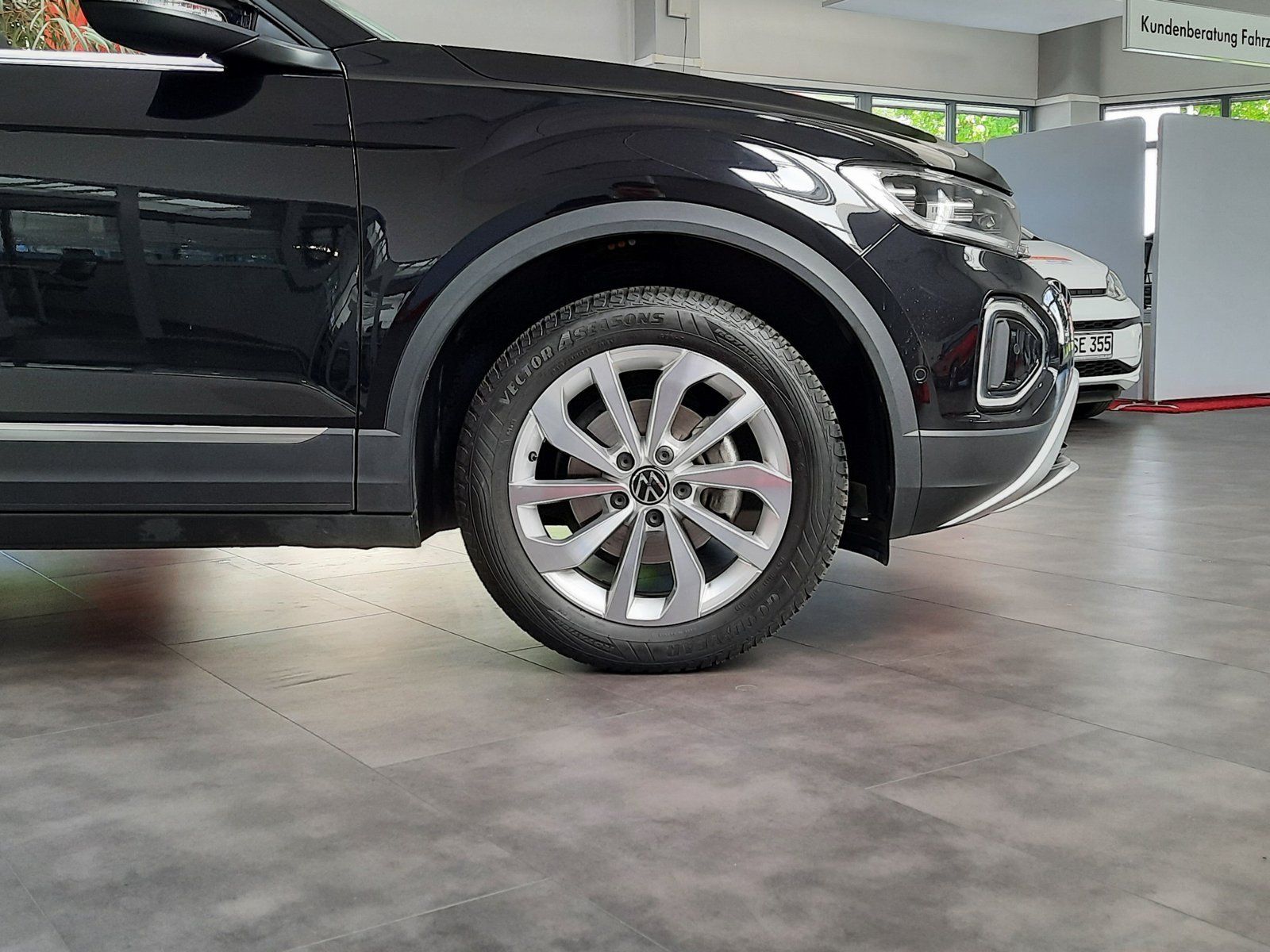 Fahrzeugabbildung Volkswagen T-Roc Cabriolet Style TSI DSG *Navi*Cam*LED*PDC*
