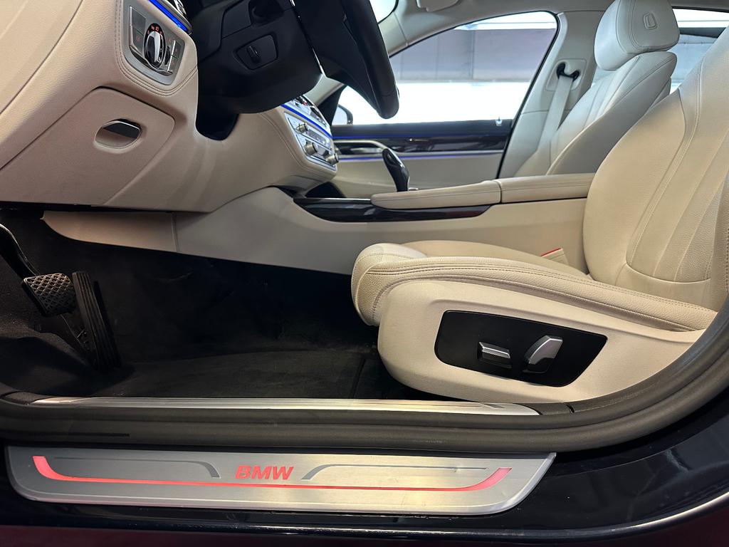 BMW 730