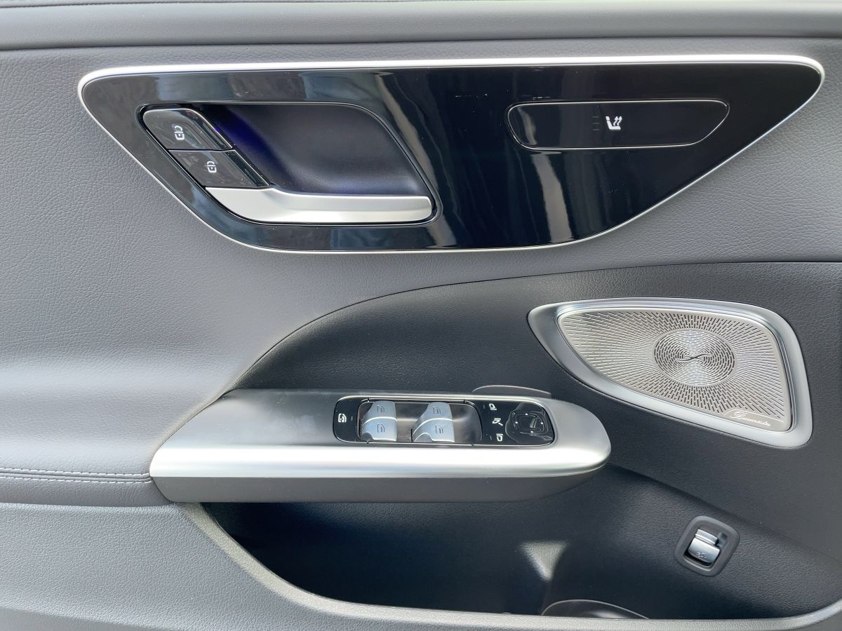 Fahrzeugabbildung Mercedes-Benz C 300 d T-Modell AMG/Night/Kamera/AHK