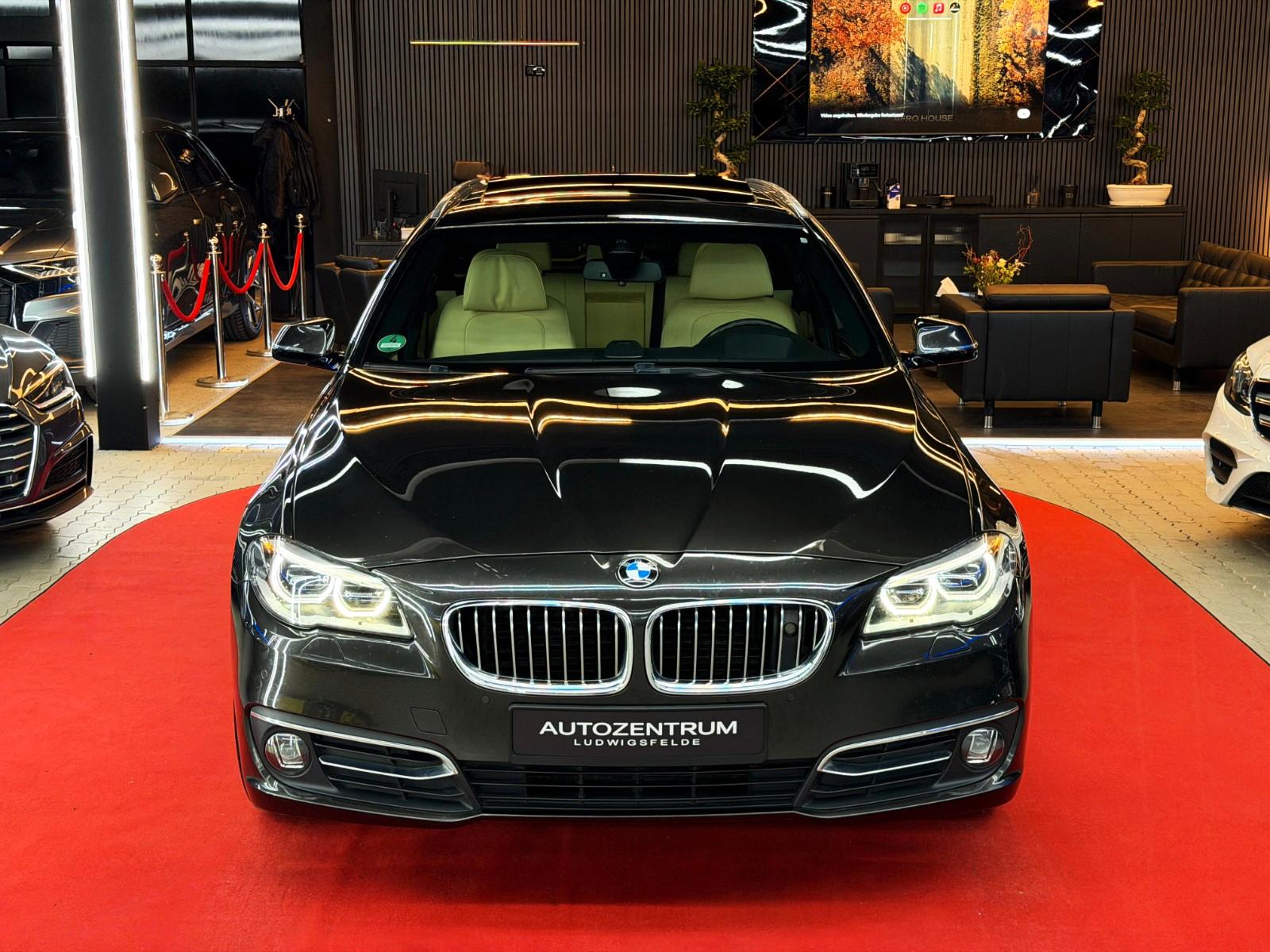BMW Individual 530d xDrive Touring NVA/AFW/BSD