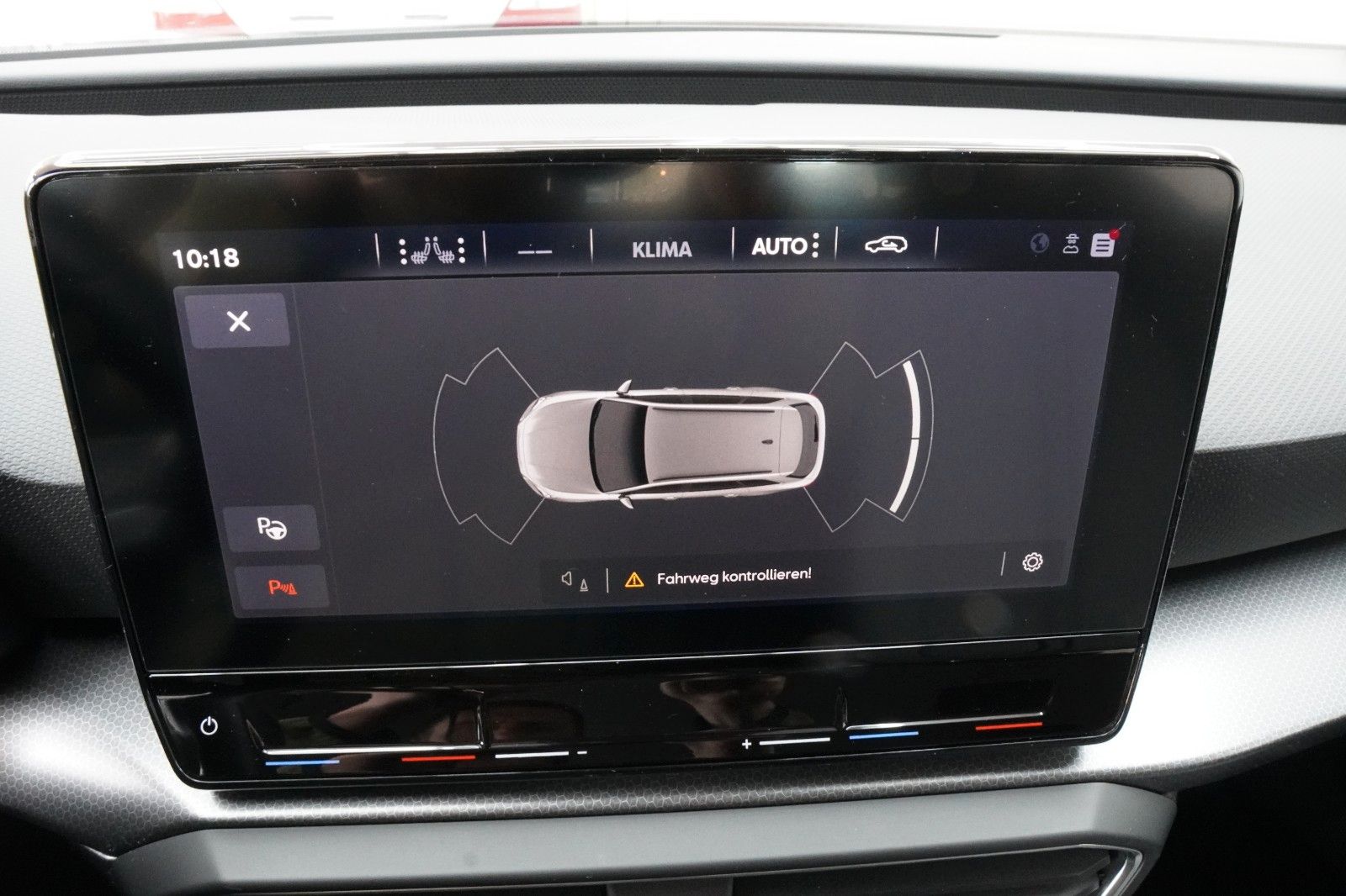 Fahrzeugabbildung SEAT Leon Sportstourer Style *Navi*Shz*CarPlay*