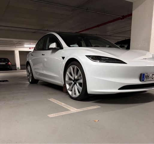 Tesla Model 3 Highland Long Range Dualmotor Allrad 