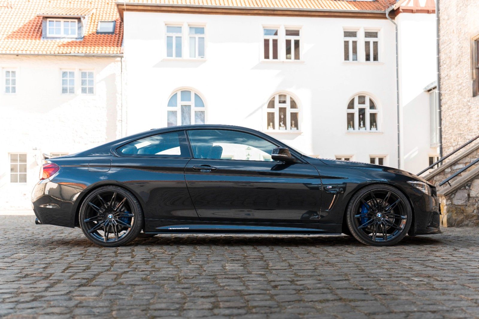 Fahrzeugabbildung BMW 440I Coupe M-PERFORMANCE HUD LED CARPLAY H&K ALC