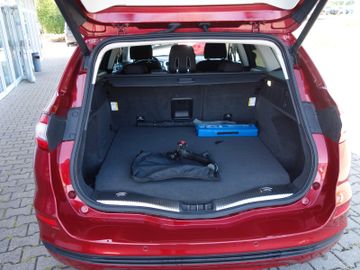 Bild 12 Ford Mondeo Turnier, Autom., LED, NAVi, SHZ, PDC v/h