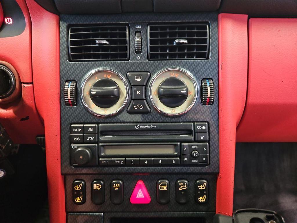 Mercedes-Benz SLK 230