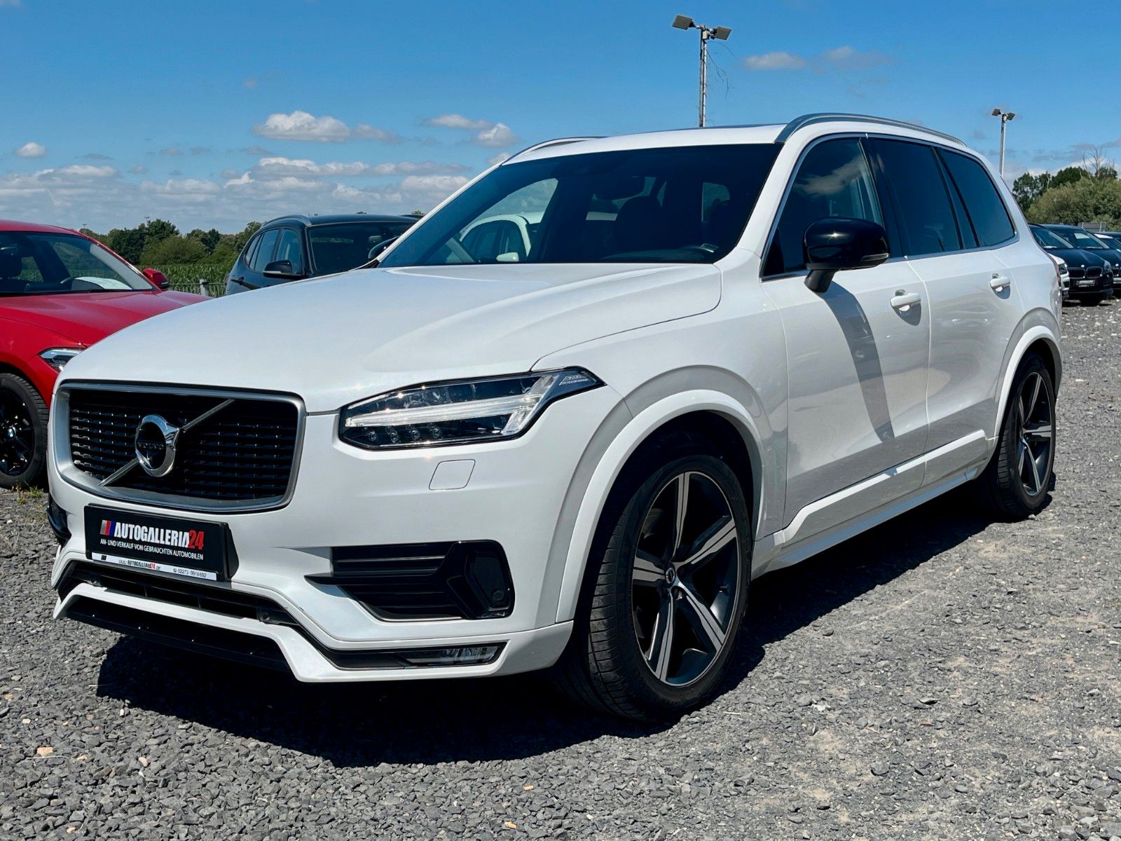 Fahrzeugabbildung Volvo XC90 R DESIGN AWD Navi Leder Pano LED *7-SITZER*