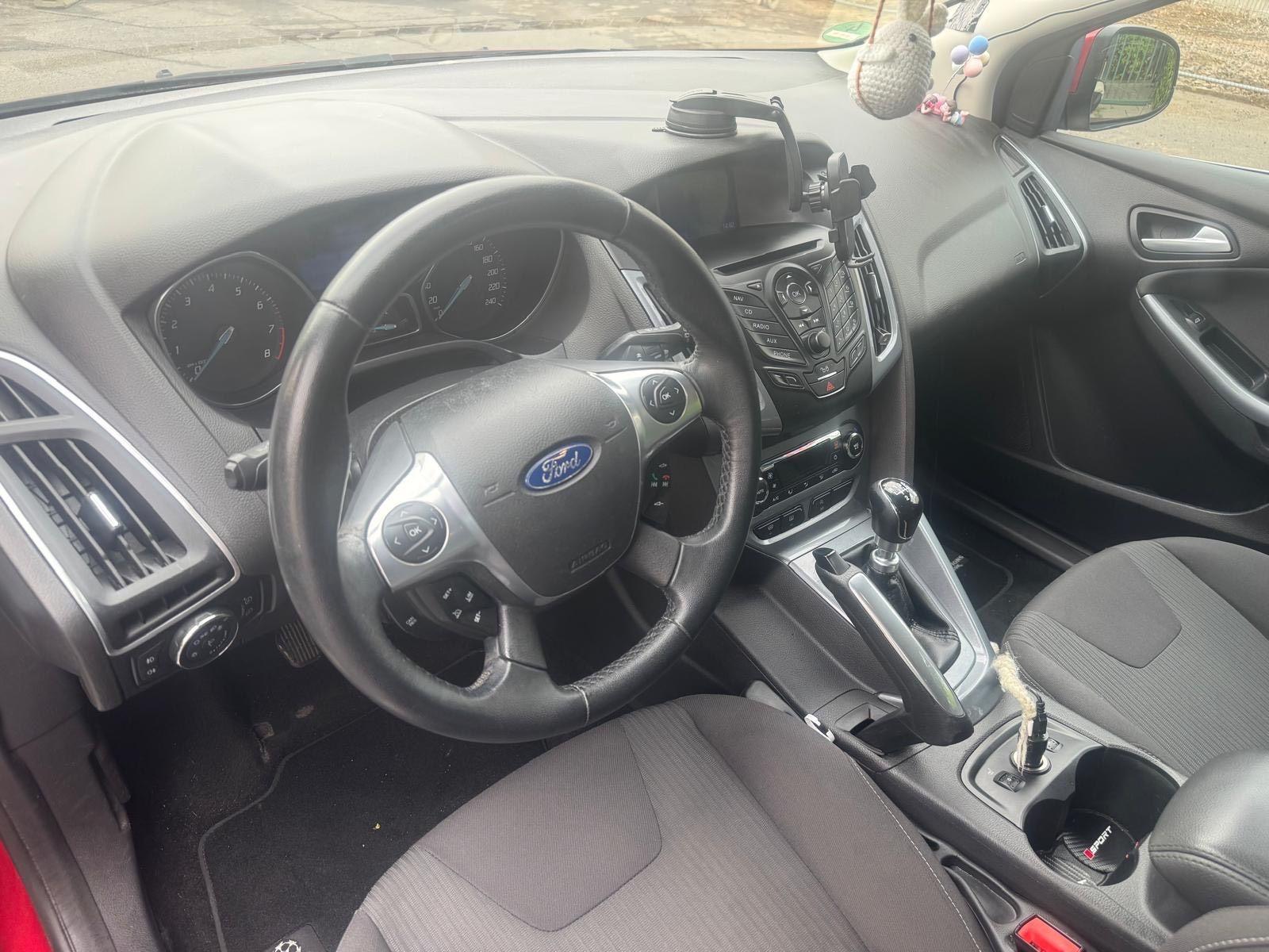 Ford Focus 2011 — photo 6