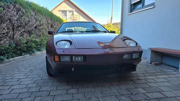 1983 Porsche 928 照片 3