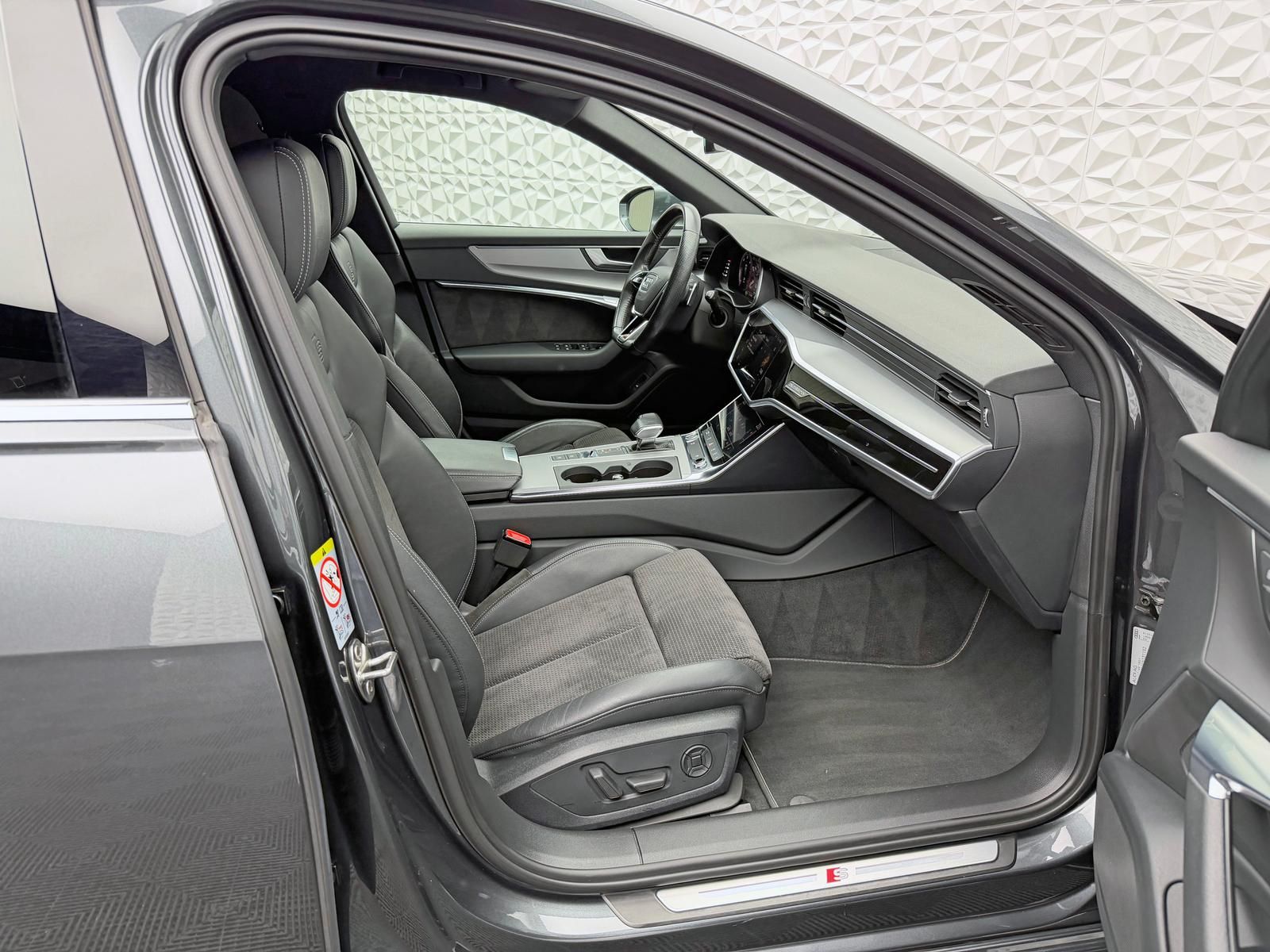 Fahrzeugabbildung Audi A6 45 TDI S-LINE/QUAT/STDHZG/MATRIX/AHK/ACC/VIRT