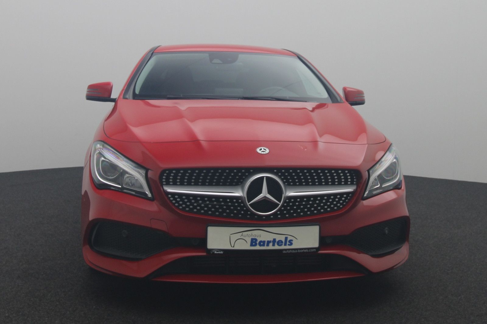 Fahrzeugabbildung Mercedes-Benz CLA 180 AMG-Line LED