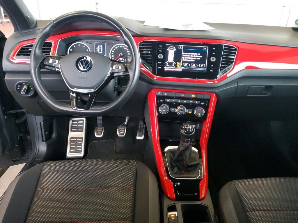 Fahrzeugabbildung Volkswagen T-Roc SPORT R-LINE PANONAVI BEATS SITZH. 1H