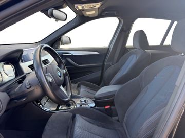 BMW X1 M Sport sDrive 20i HUD+KeyLess+LED+Navi+SHZ