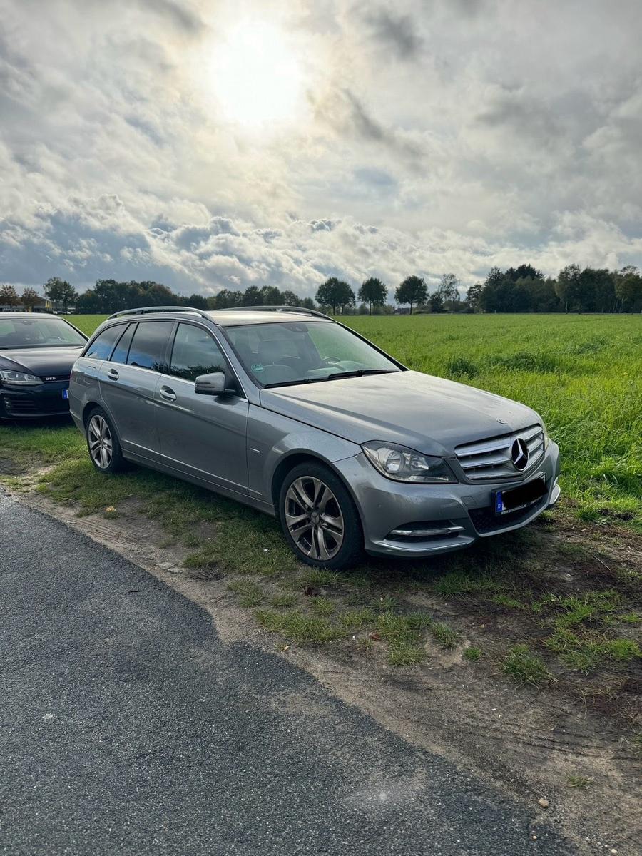 Mercedes-Benz C220 2011 — двигун 170 HP (125kW)