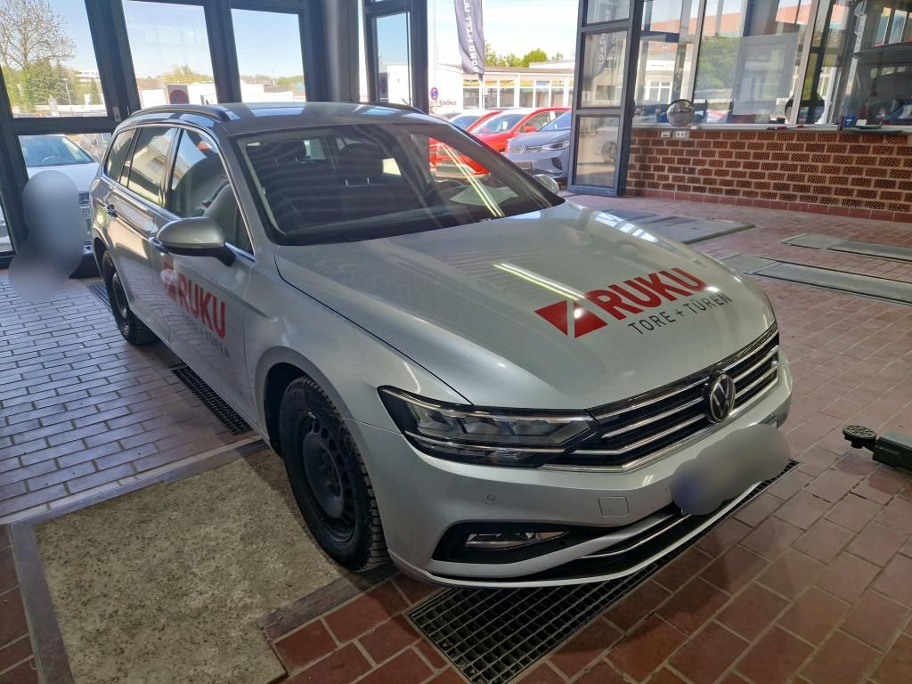 Volkswagen Passat Variant 2.0 TDI SCR DSG Business|NAVI|R-C imagem 2