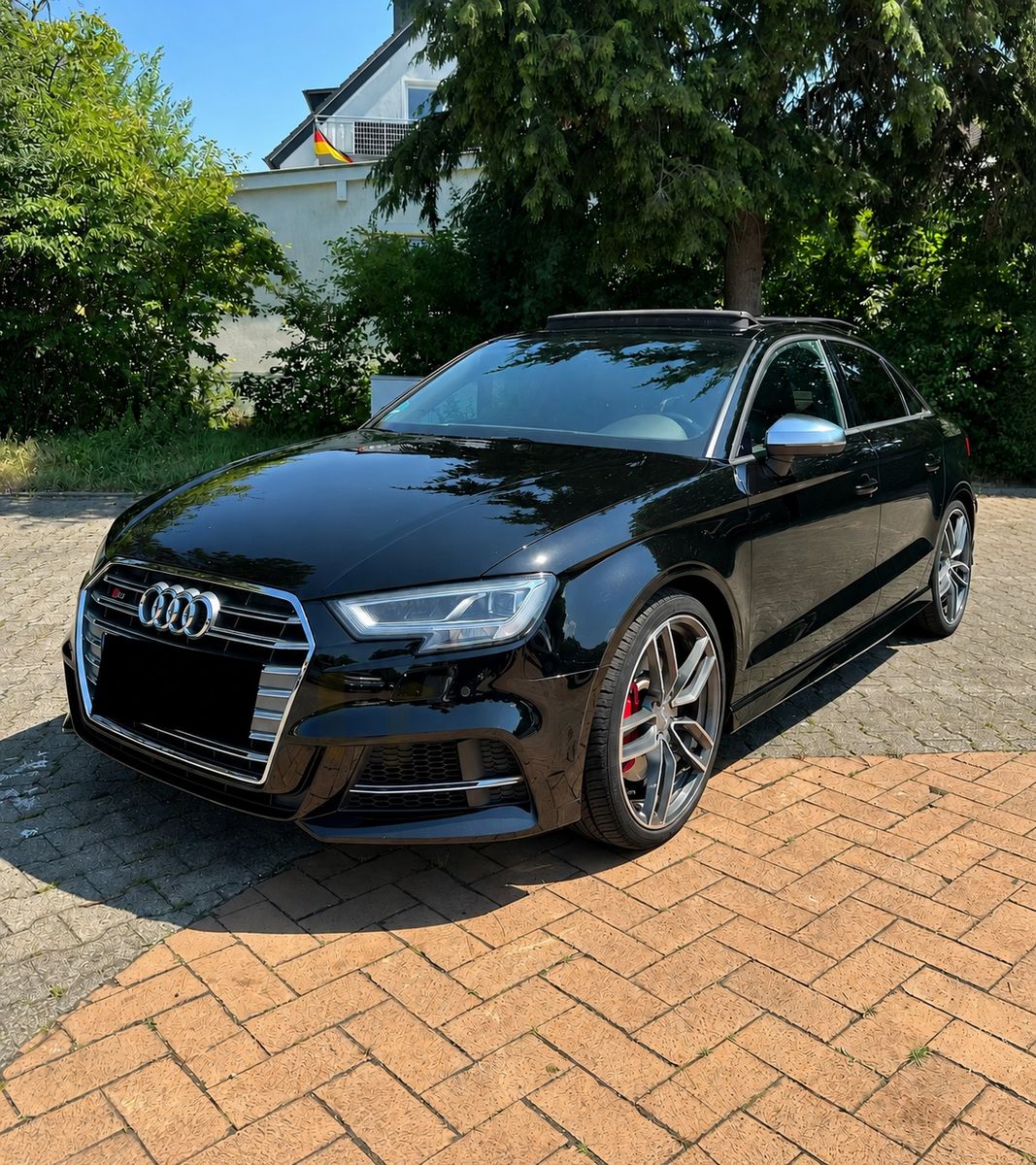 AUDI S3 2.0 TFSI S tronic quattro - B&amp;O Virtual Pano 