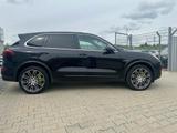 Porsche Cayenne S E-Hybrid 400ps Benzin 98 ps Elektro  - Porsche Cayenne: Ps