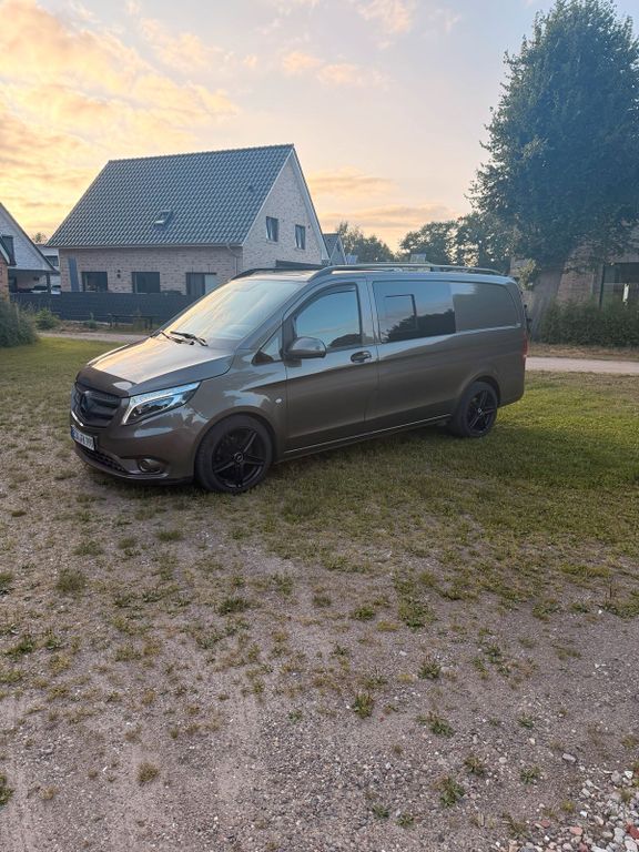 Image of Mercedes-Benz Vito