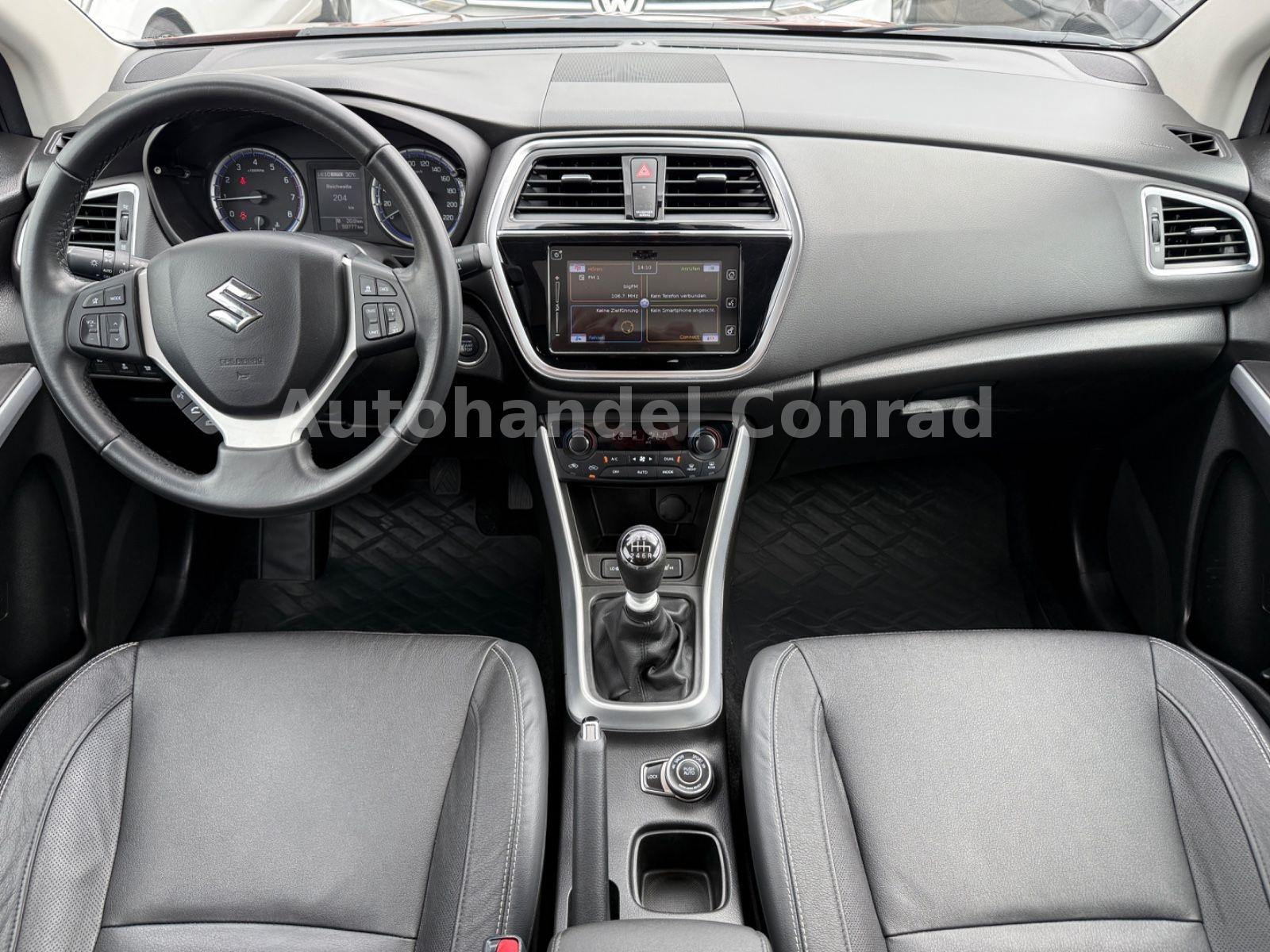 Suzuki (SX4) S-Cross 1.4 BoosterJet*4WD*LEDER*AHK*LED