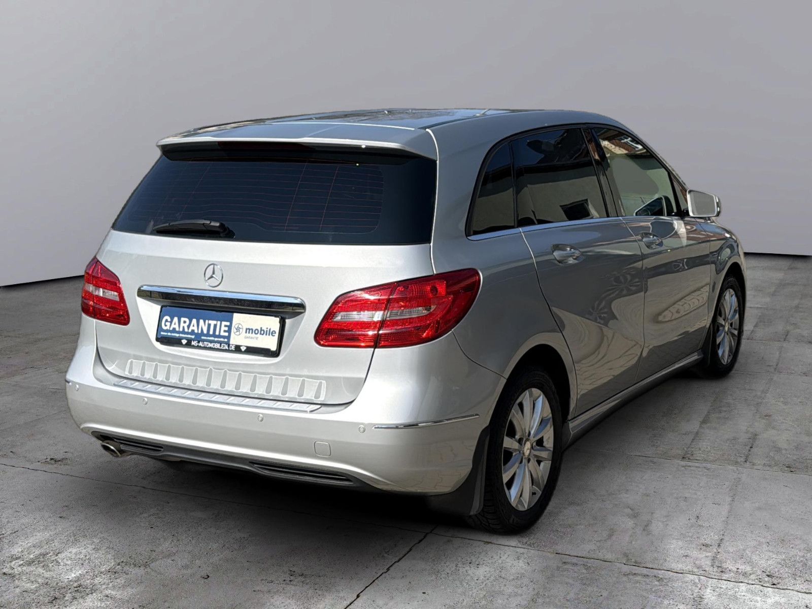 Fahrzeugabbildung Mercedes-Benz B 180 im Kundenauftr./ Top gepflegt