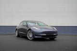 Tesla Model 3 Allradantrieb mit Dualmotor Long Ran...