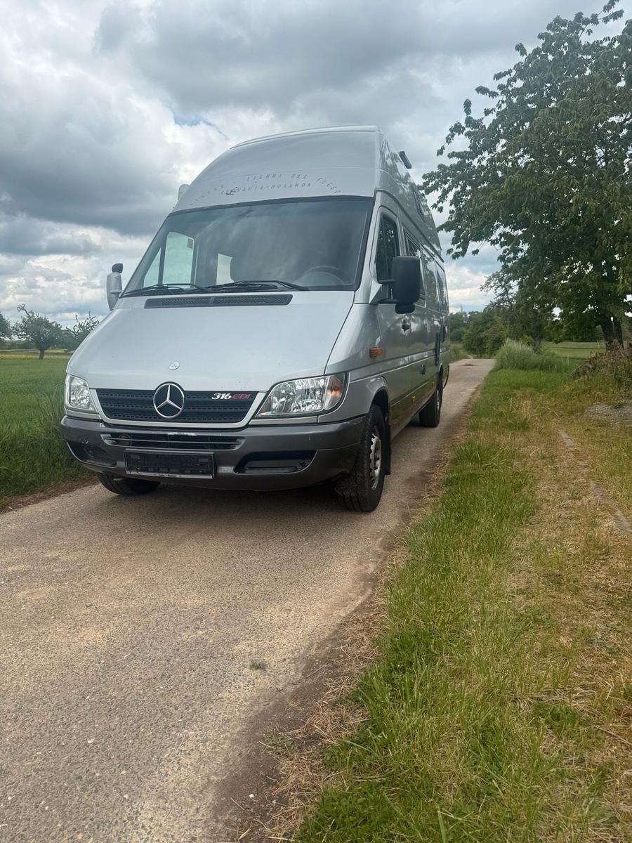 Mercedes-Benz Sprinter