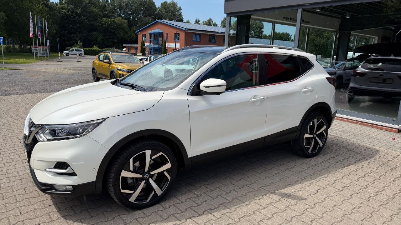 Nissan Qashqai Tekna 1.3 DIG-T 160 PS 