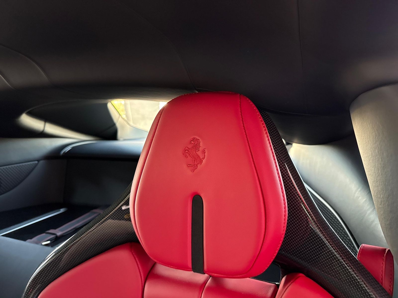Ferrari 12Cilindri *Embleme*Navi*PDC*Klima*Leder* foto 18