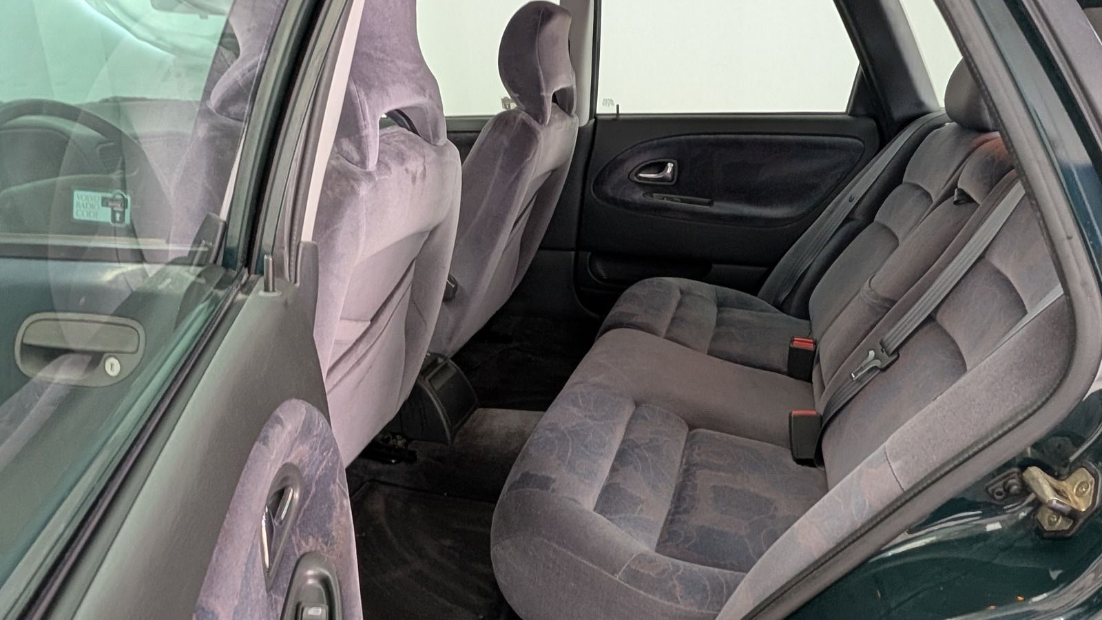 Fahrzeugabbildung Volvo V40 2.0T
