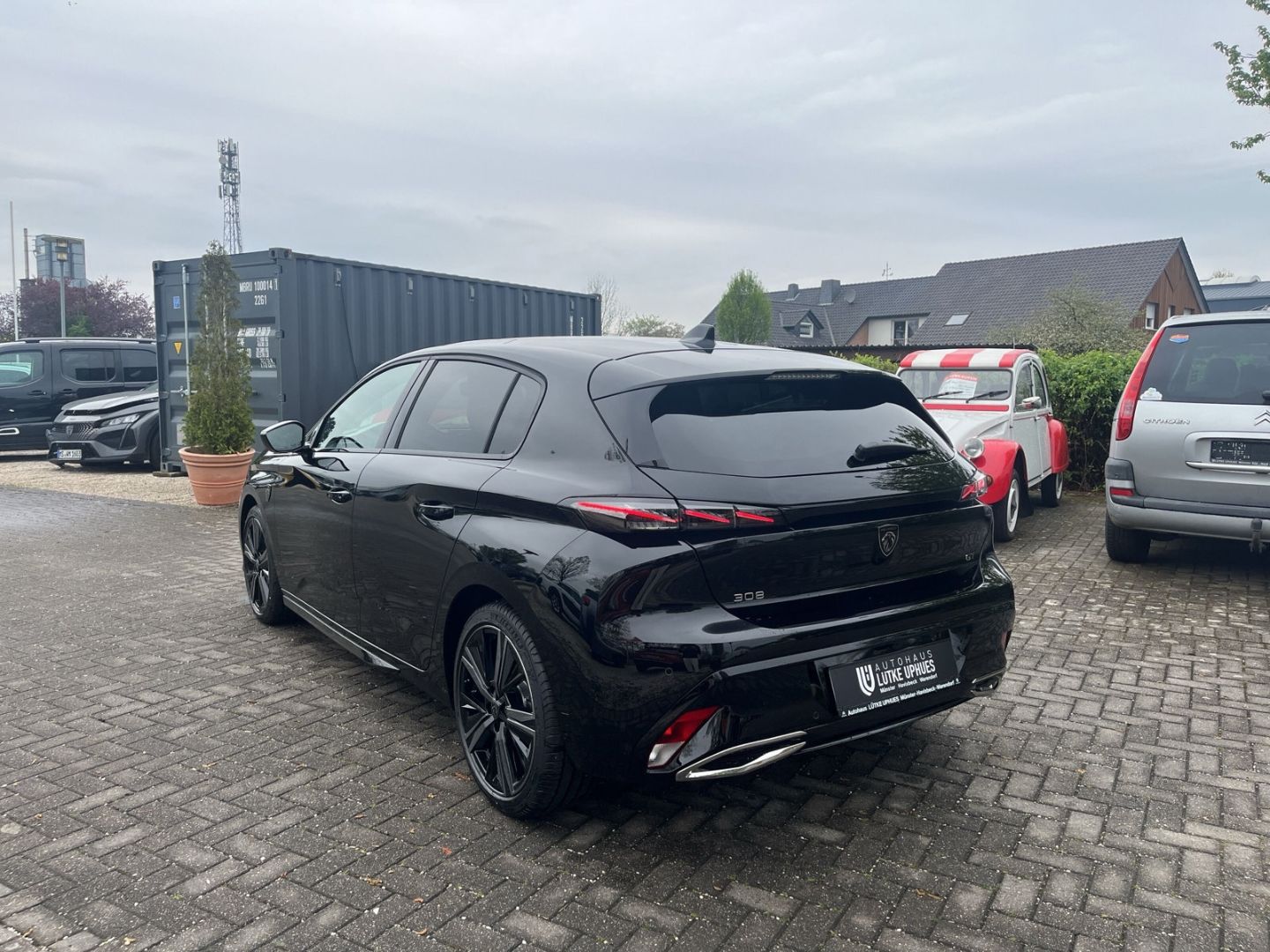 Fahrzeugabbildung Peugeot 308 Hybrid 1.2 GT136 e-DSC6 Navi Soundsystem