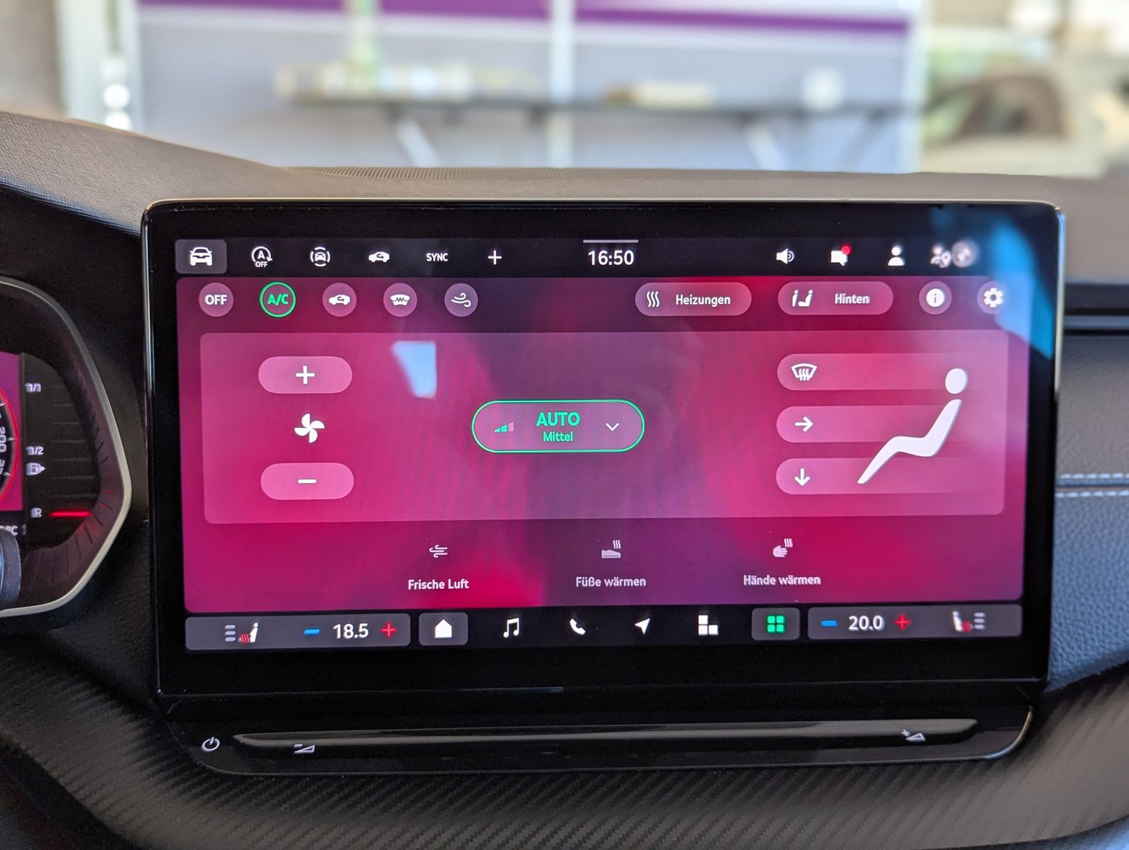 Fahrzeugabbildung SKODA Octavia 2.0 TDI Sportline Canton Matrix Pano 5J