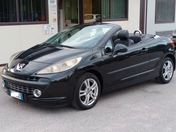 Peugeot 207 1.6 HDi 110CV CC Tecno