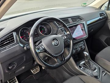 Volkswagen Tiguan - 10