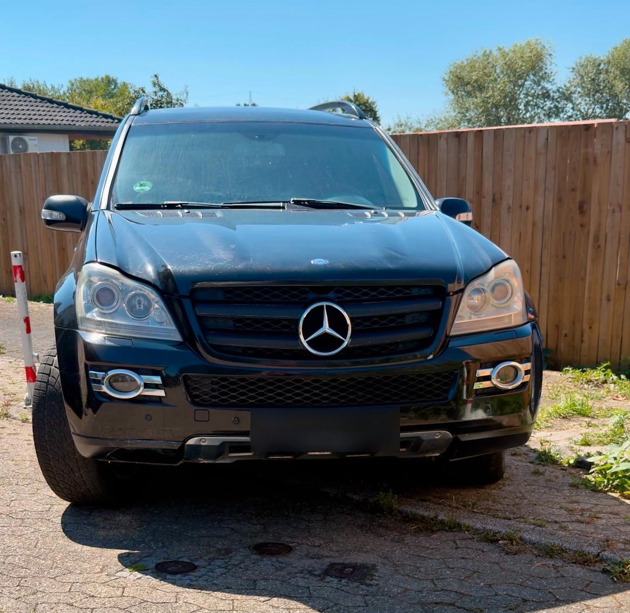 Mercedes-Benz GL420 2007 — rear view