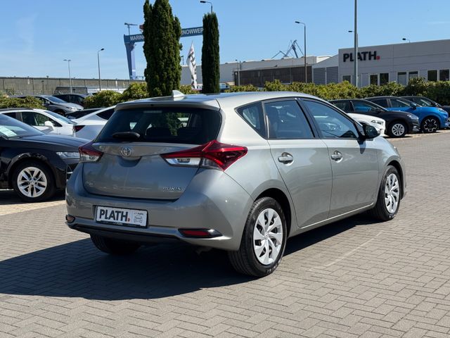 Toyota Auris Cool