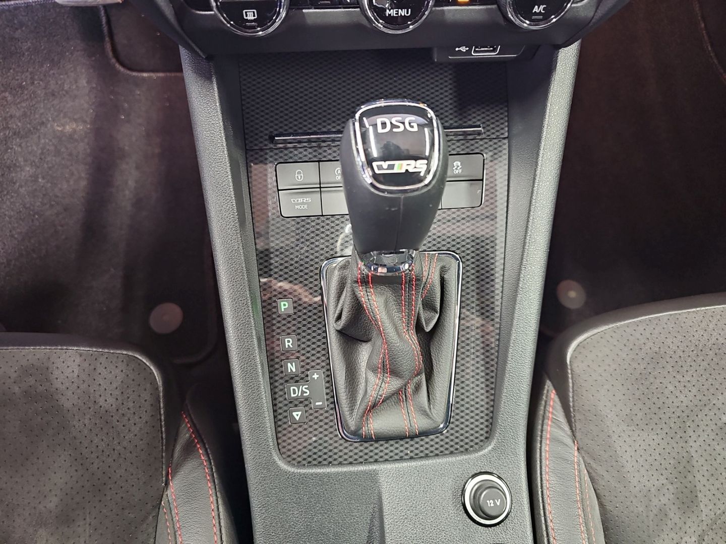 Skoda Octavia Combi RS 245 2.0 TSI Alufelgen Navi Klia foto 12