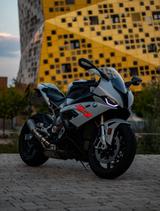 BMW S1000RR (K67)  Hockenheim Silber metallic - BMW R 6 Motorräder