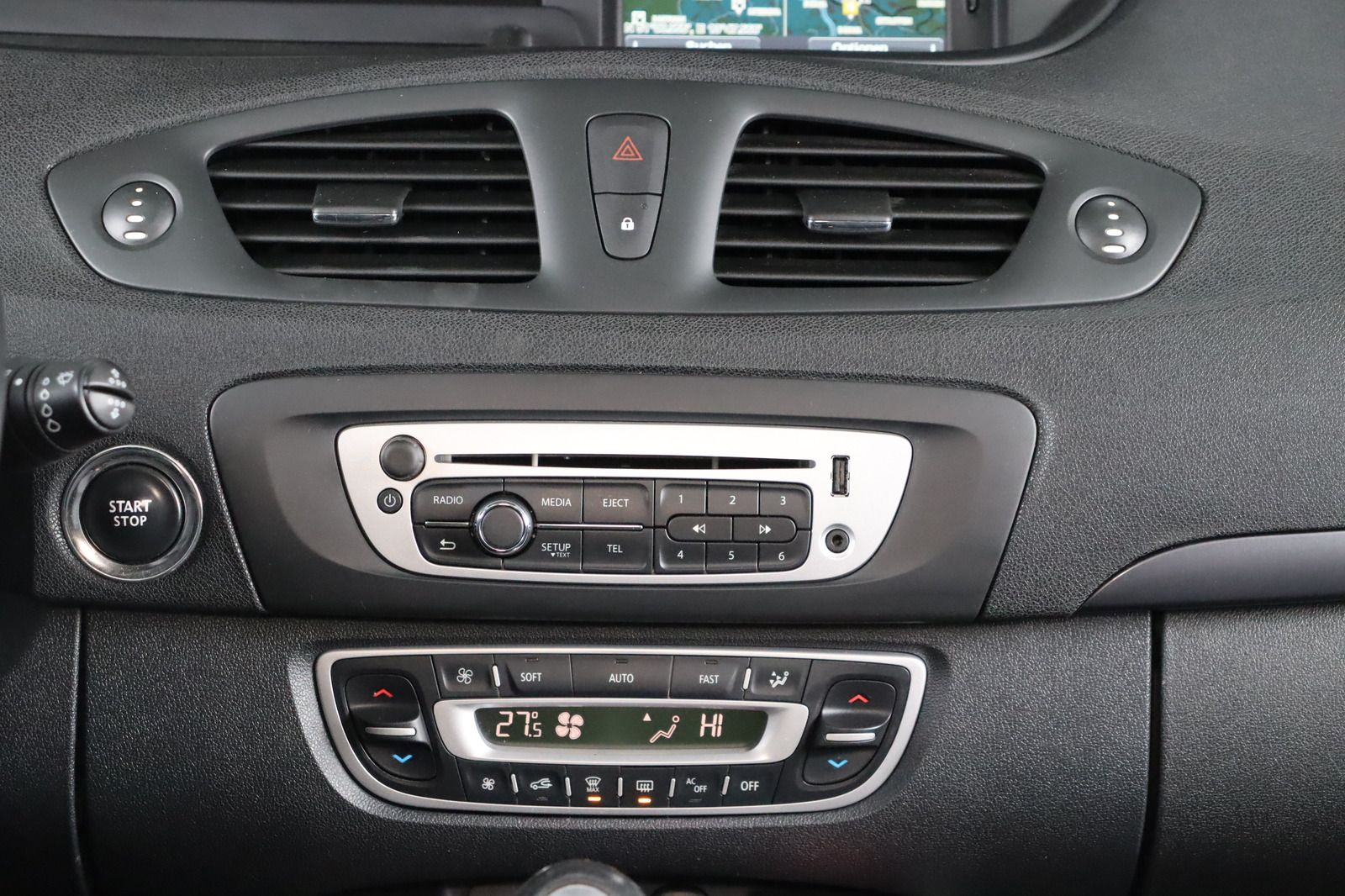 Fahrzeugabbildung Renault Grand Scenic III 1.4 dCi Limited * 7 Sitzer * Na