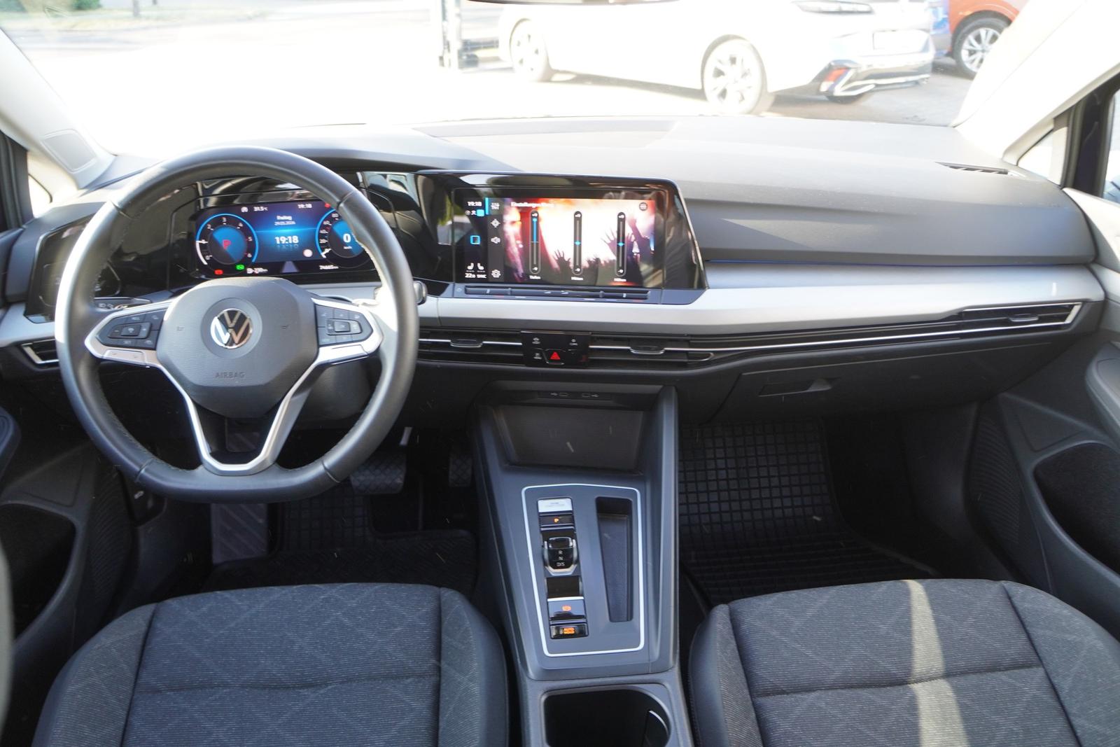 Volkswagen Golf VIII Variant 2.0 TDI DSG Life Standheizung, миниатюра 12